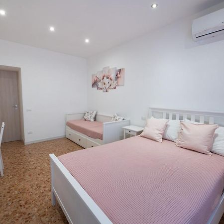 Apartmán Casa Rosa Beige E Blu Řím Exteriér fotografie