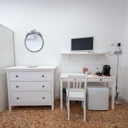 Apartmán Casa Rosa Beige E Blu Řím Exteriér fotografie