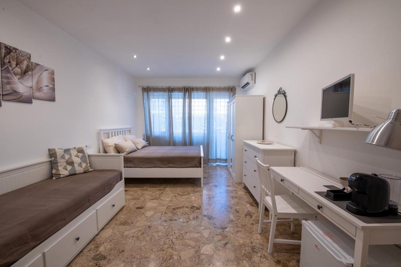 Apartmán Casa Rosa Beige E Blu Řím Exteriér fotografie